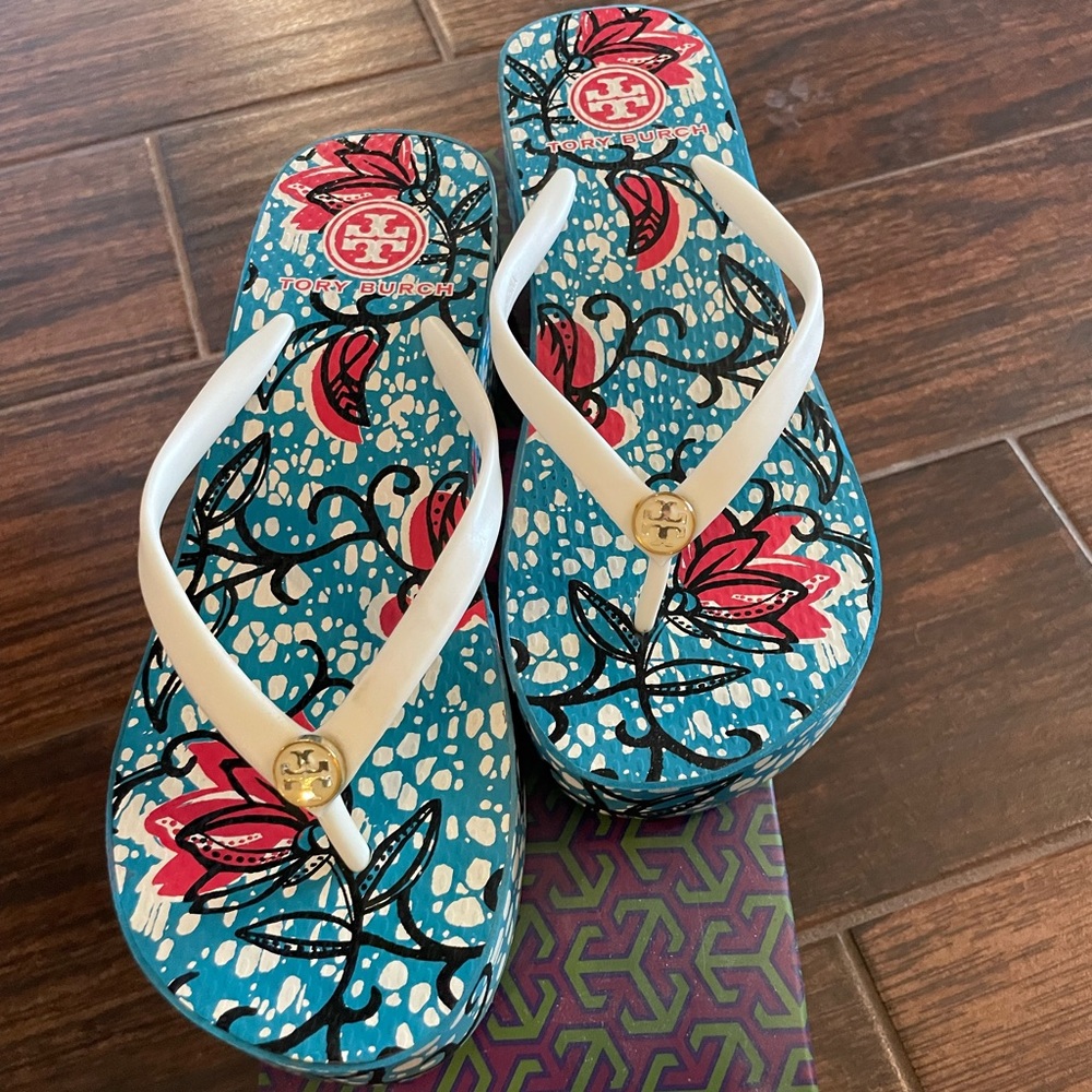 Wedge flip flops